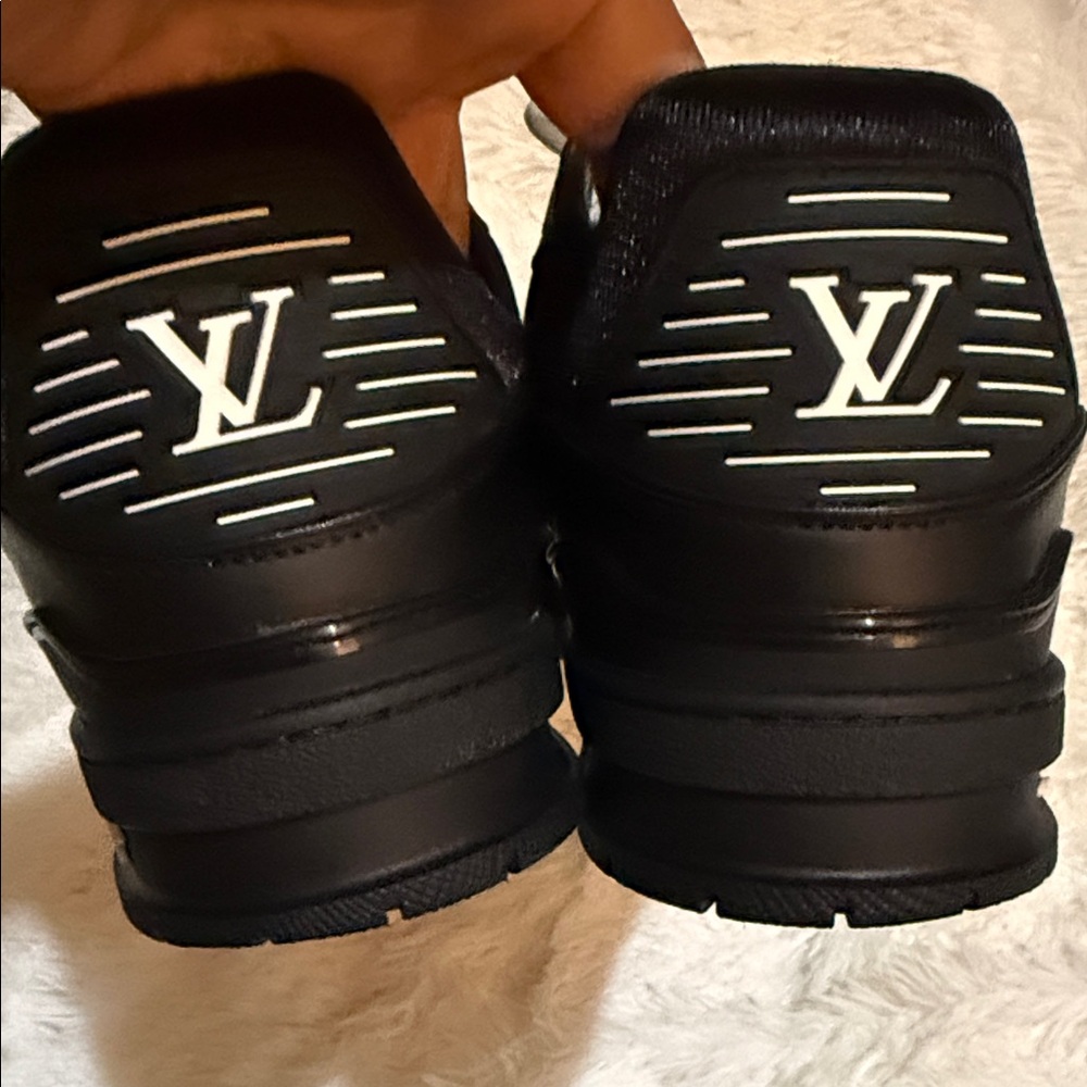 Louis Vuitton Black Leather Sneakers with White Laces - Picture 6 of 14